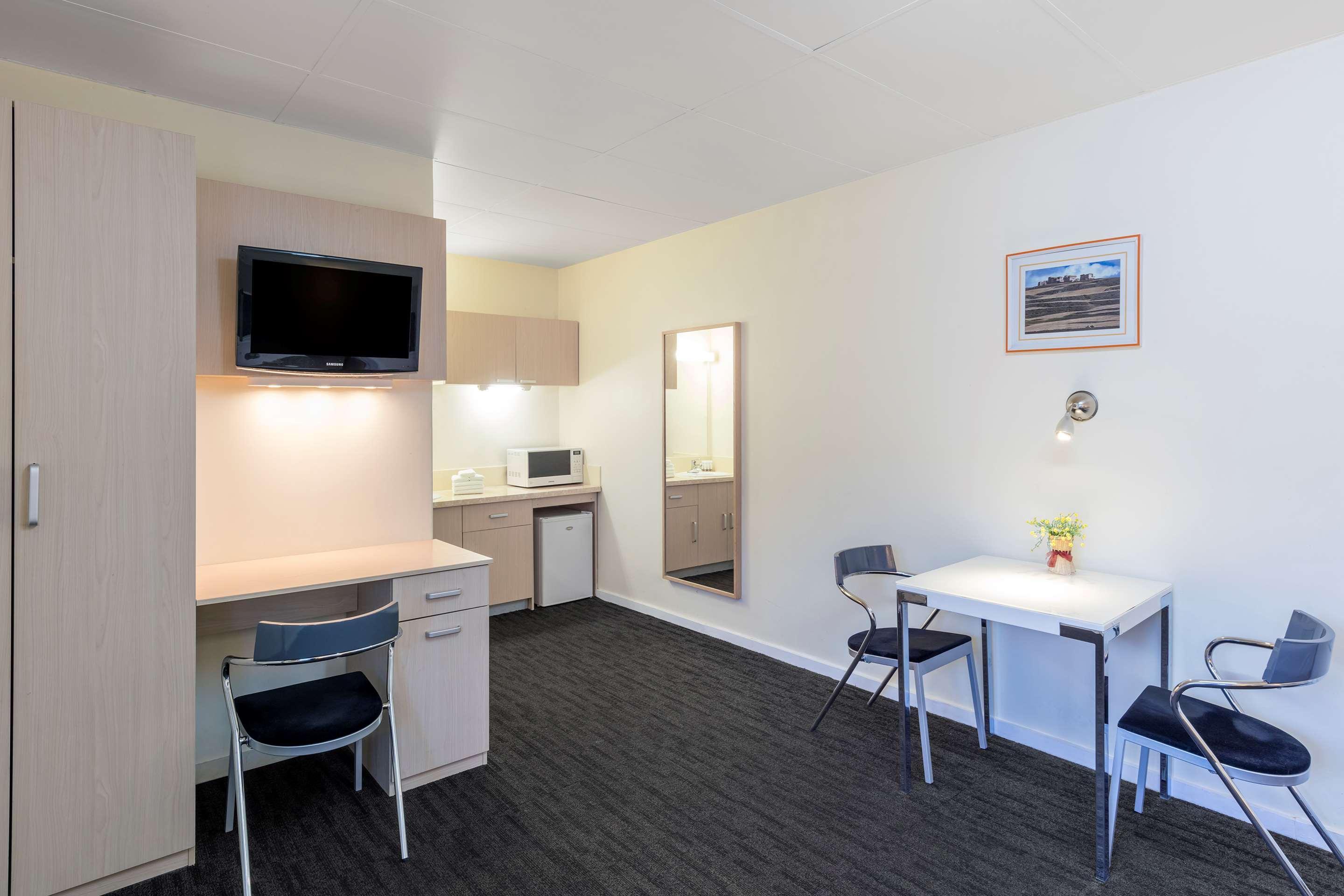 Best Western Plus Service Inn & Suites Lethbridge Eksteriør bilde