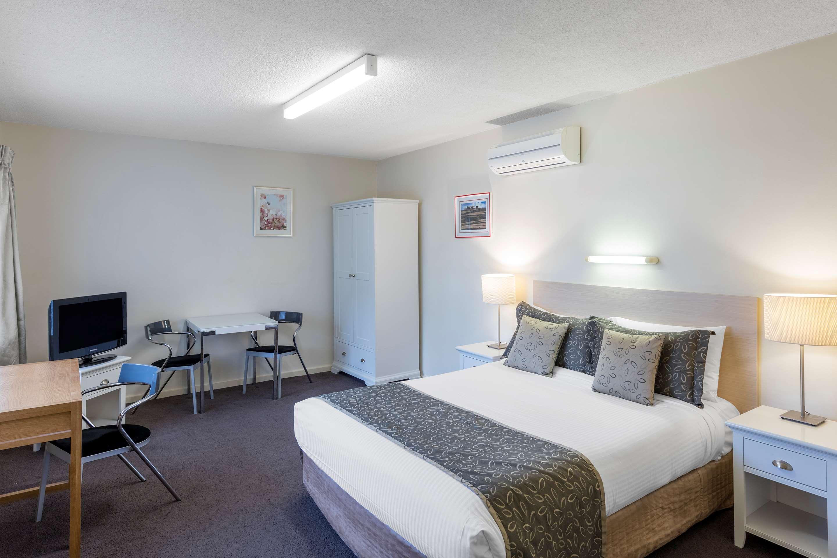 Best Western Plus Service Inn & Suites Lethbridge Eksteriør bilde