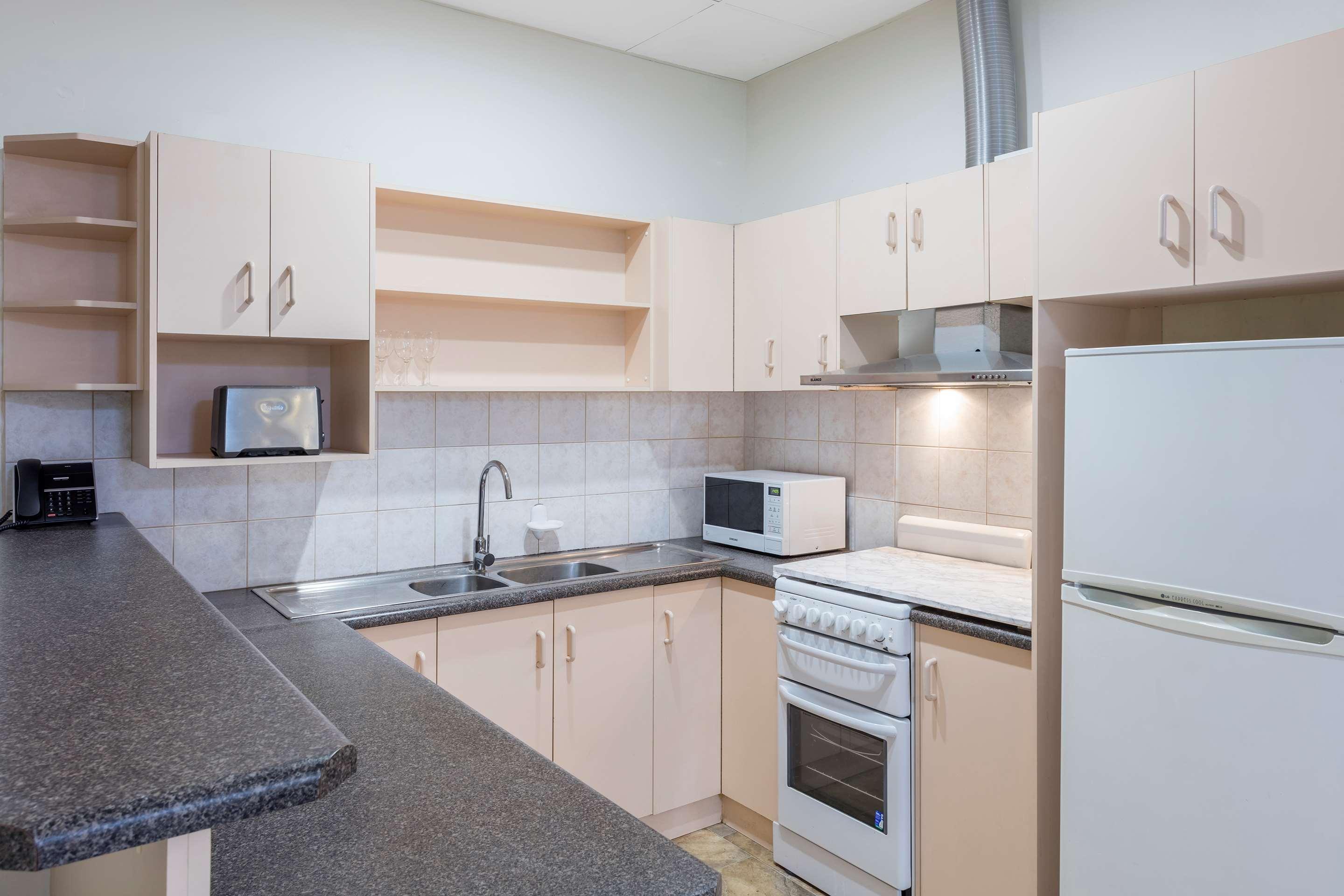 Best Western Plus Service Inn & Suites Lethbridge Eksteriør bilde