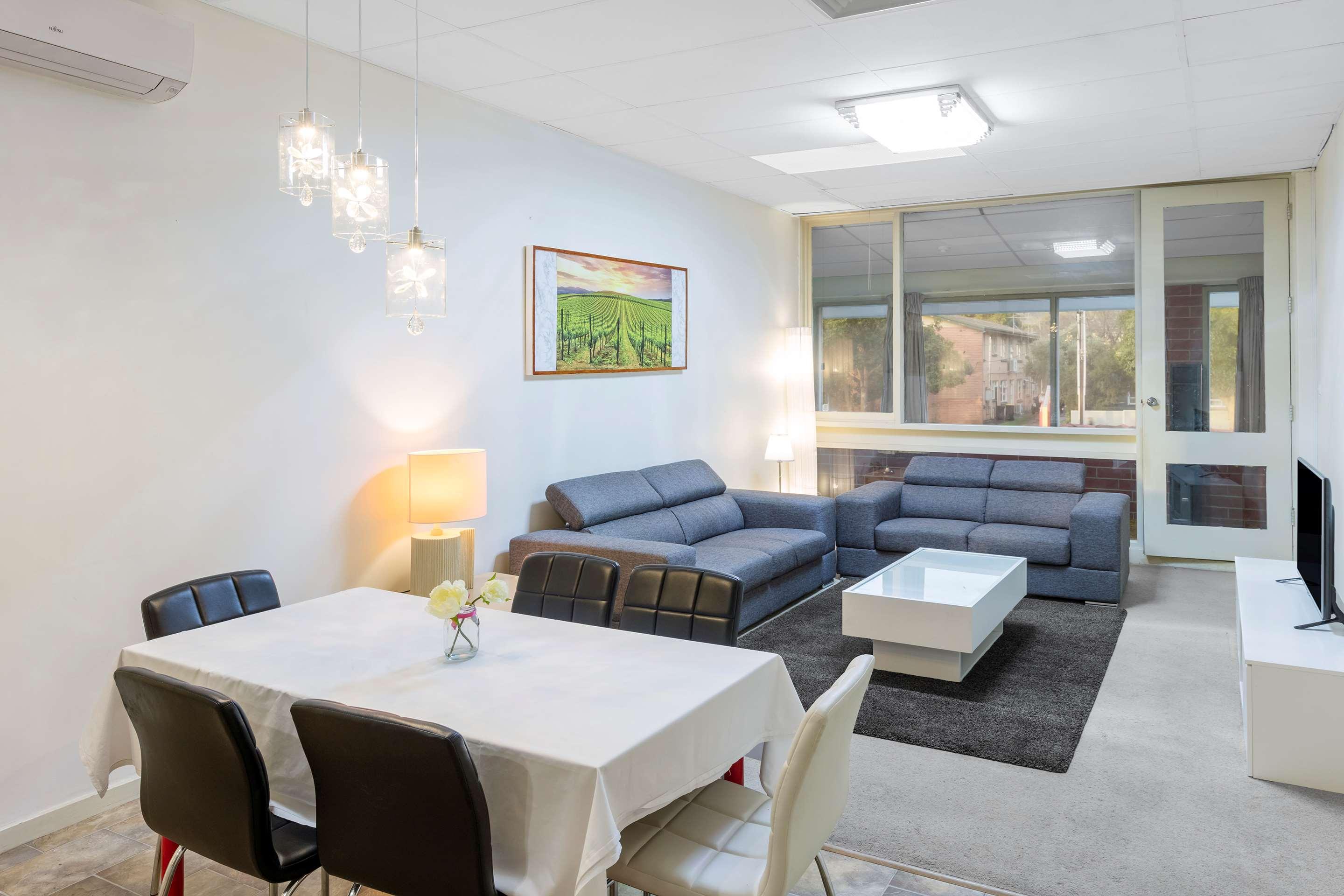 Best Western Plus Service Inn & Suites Lethbridge Eksteriør bilde